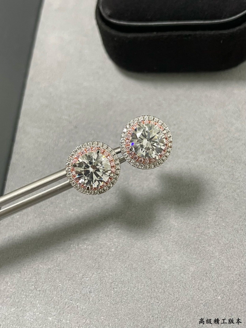 T*f*ny earrings